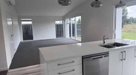 Quite Living - Photo 2