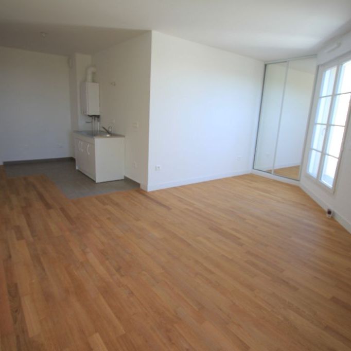 Location Appartement 2 pièces 44m² LE PLESSIS ROBINSON 92350 - Photo 1