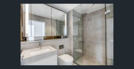 Breathtaking Water Views of Darling Harbour and Marvelous City View Apartment - Photo 4