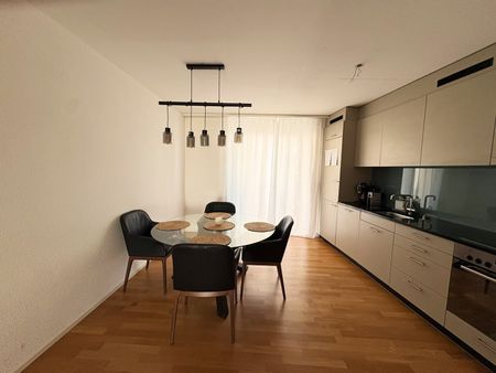 Grosszügige möblierte 2.5-Zimmer-Wohnung | 113 m² | 2 Balkone | Dübendorf | Befristet für 3 Monate - Photo 2