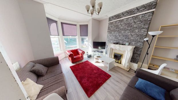 8 St. Michaels Terrace, Leeds, LS6 3BQ - Photo 1