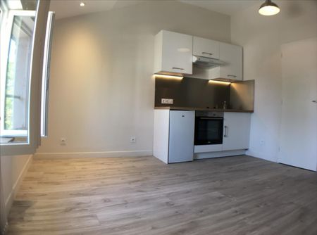Location Besançon, Appartement T1 avec chambre séparée - Photo 4