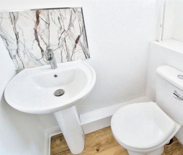 3 bedroom terraced house to rent - Photo 1