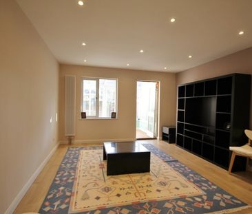 Pinkcoat Close, Feltham, Middlesex,TW13 - Photo 1