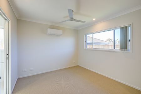 Bright and Beautiful Family Home - Photo 3