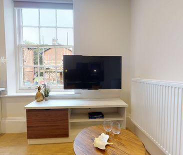 Flat 5, 34 Hyde Terrace - Photo 1