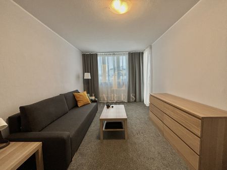 Metro 7 minut | 3 oddzielne pokoje | Balkon - Photo 2