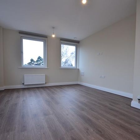 Clearview House, Pinner Road, Northwood Hills, HA6 - Photo 4