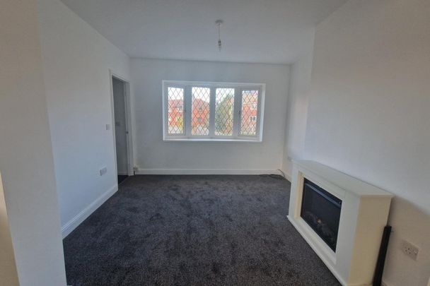 Westbourne Crescent - Photo 1