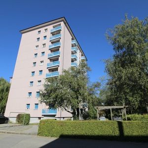 CHARMANT LOGEMENT TRES BIEN SITUE ET ENTIEREMENT RENOVE - Foto 3