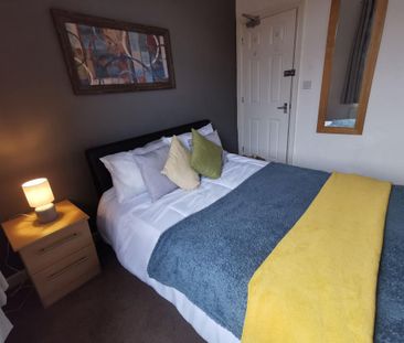 1 bedroom in a house share to rent - Photo 6