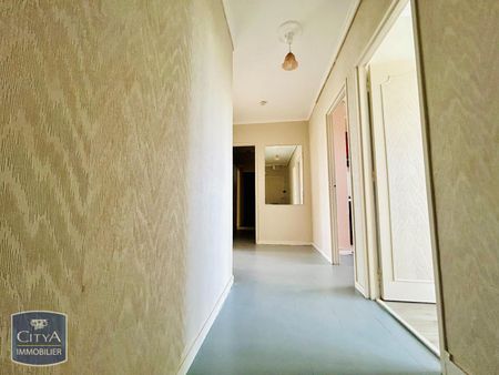 Location Appartement 4 pièces 75m² CHATEAUROUX 36000 - Photo 5