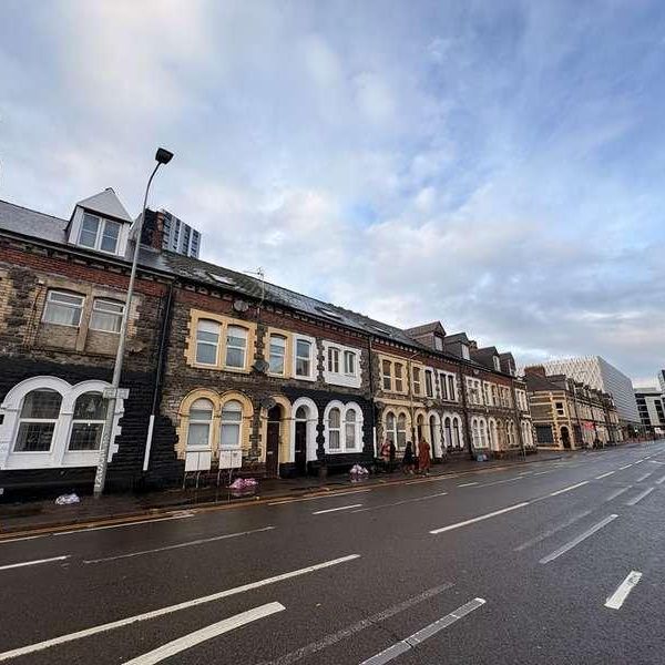 Penarth Road, Cardiff, CF10 - Photo 2