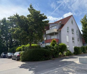 Charmante 3-Zimmer-Wohnung mit Galerie und Balkon mit tollem Ausbli... - Photo 1