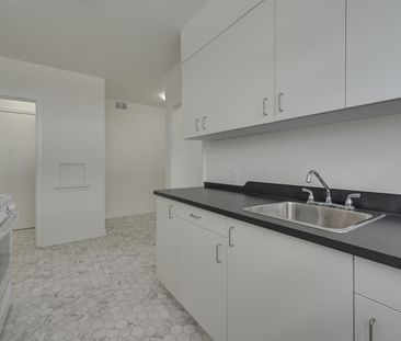 1 Bed - 1 Bath - Photo 1