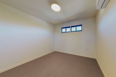 Brand New Quality Townhouse - Photo 2