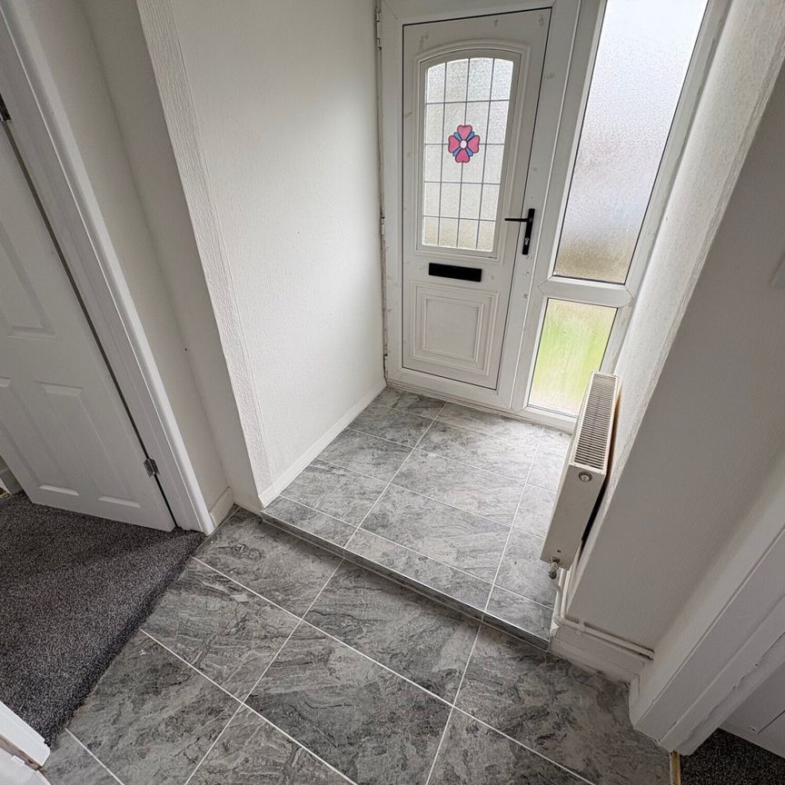 Salterford Road - Photo 1