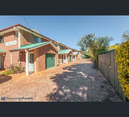 19 Kayser Court, Darling Heights, Qld 4350 - Photo 2