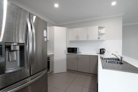 Prime Location - 2 Min drive to Bellbird Park Secondary College - Photo 3