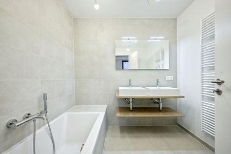 Fort-Jaco, très bel appartement RDC, 3 ch dans immeuble neuf - Photo 4