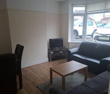 Room in a Shared House, Radley Rd, BS16 - Photo 4