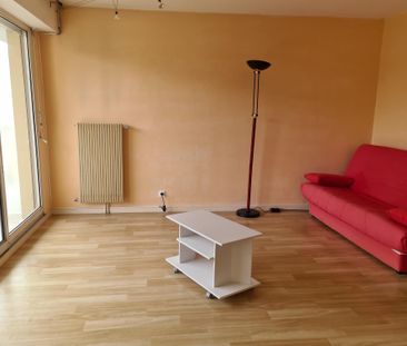Location Appartement 1 pièce 31m² LE CREUSOT 71200 - Photo 4