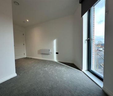 3 bedroom apartment to rent - Photo 4