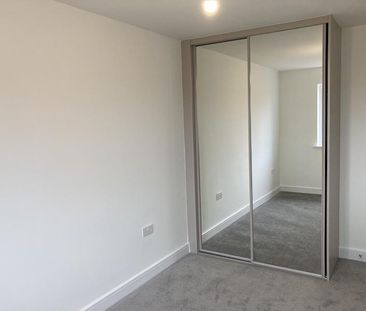 3 bedroom end of terrace house to rent - Photo 1