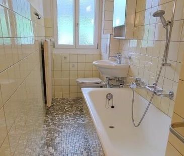 Schöne, helle 3.5 Zimmer Wohnung in Zweifamilienhaus - Photo 6