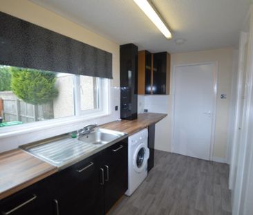 3 bedroom terraced house to rent - Photo 5