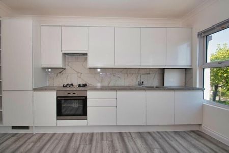 1 Bed Flat, Lower Clapton Road, E5 - Photo 4