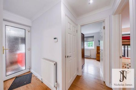 2 bedroom apartment to rent - Photo 4