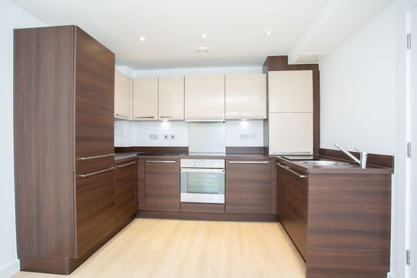 2 bedroom flat to rent, Available unfurnished from 06/12/2024 - Photo 1