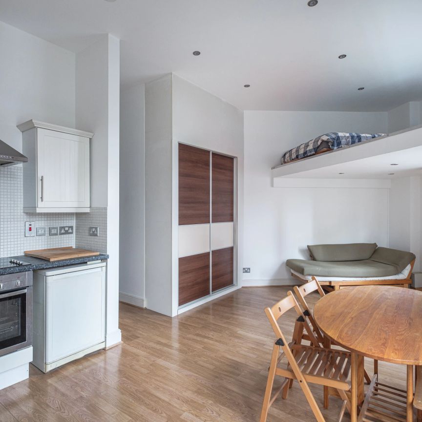 Whitecross Street, Clerkenwell, EC1Y - Photo 1