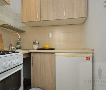 przytulna kawalerka w centrum - Zdjęcie 1