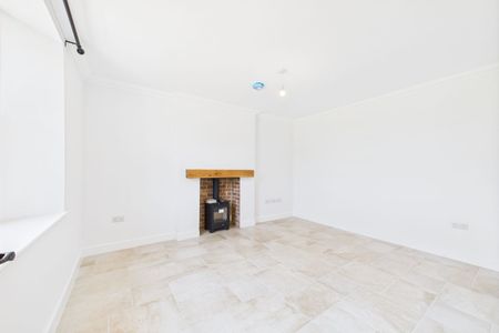 5 Bedroom - Photo 2