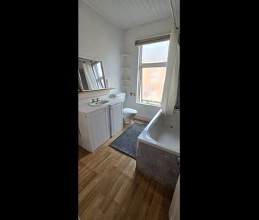 1 Bed Terraced House, Aviary Mount, LS12 - Photo 6