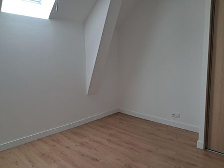 Location Maison 5 pièces 120m² SENS DE BRETAGNE 35490 - Photo 3