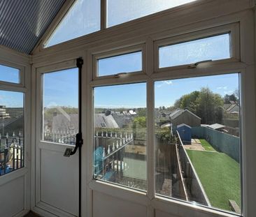2 bedroom Flat To Let Total Size: 872 SQ FT - Photo 5