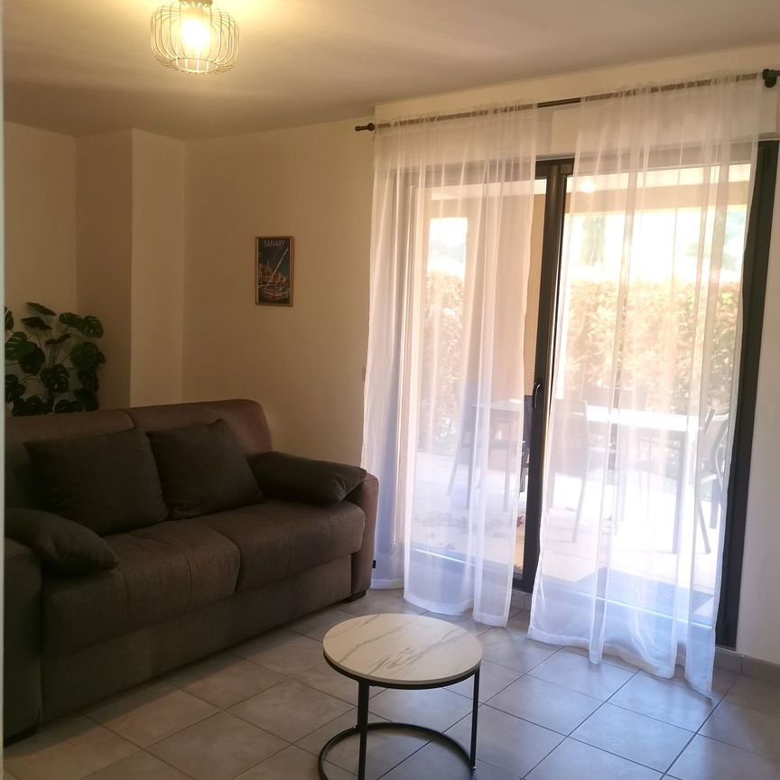 Location Appartement 1 pièce 27m² AIX EN PROVENCE 90ème - Photo 1
