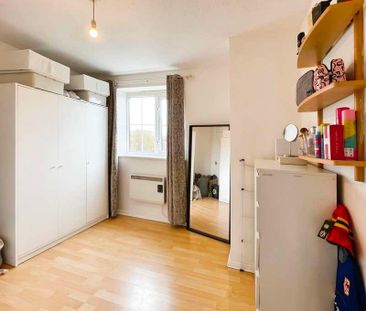 Windsor Quay, Cardiff Bay, Cardiff, CF11 - Photo 4