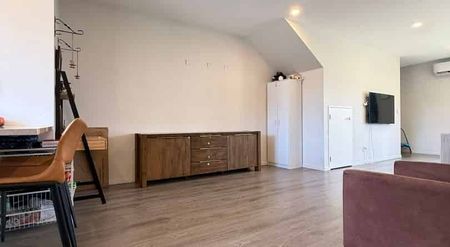 Spacious 4 Bedroom Home in McLennan Park Community - Photo 5