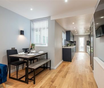 6 bedroom terraced house to rent - Photo 1