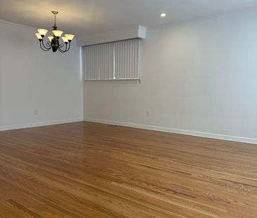 For Lease - 94 Broadlands Boulevard Unit# Main Floor, Toronto, Ontario - Photo 3