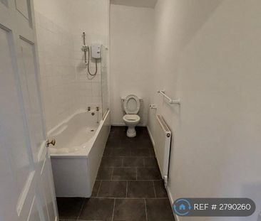 2 bedroom semi-detached house to rent - Photo 6