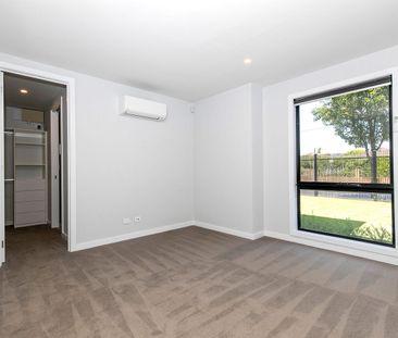 Spacious and prime location - Photo 3