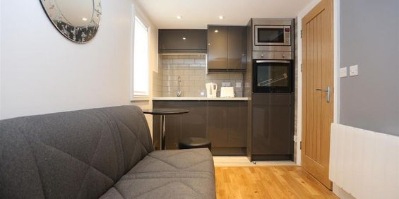 Studio to rent - Photo 3