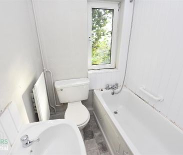 93 Joanmount Park, Belfast, BT14 6PG - Photo 4