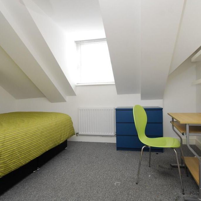 2 bedroom house share to rent - Photo 1