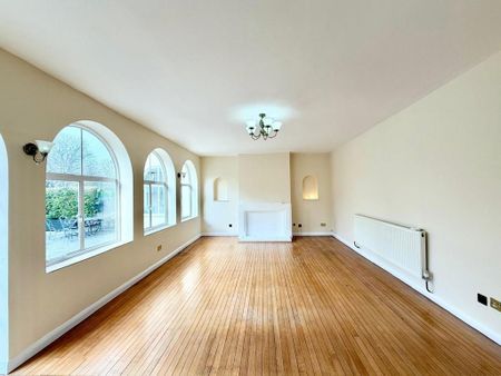 4 bedroom semi-detached house to rent - Photo 2